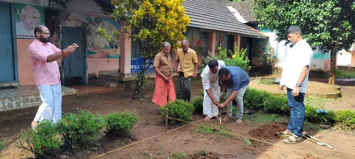 valavoor school kitchen cum store foundation stone placed-2
