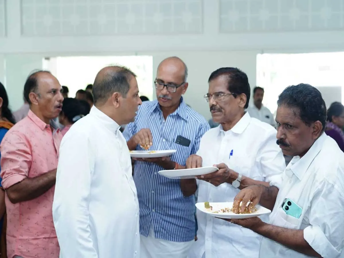 chazhikkadan uttune.jpg