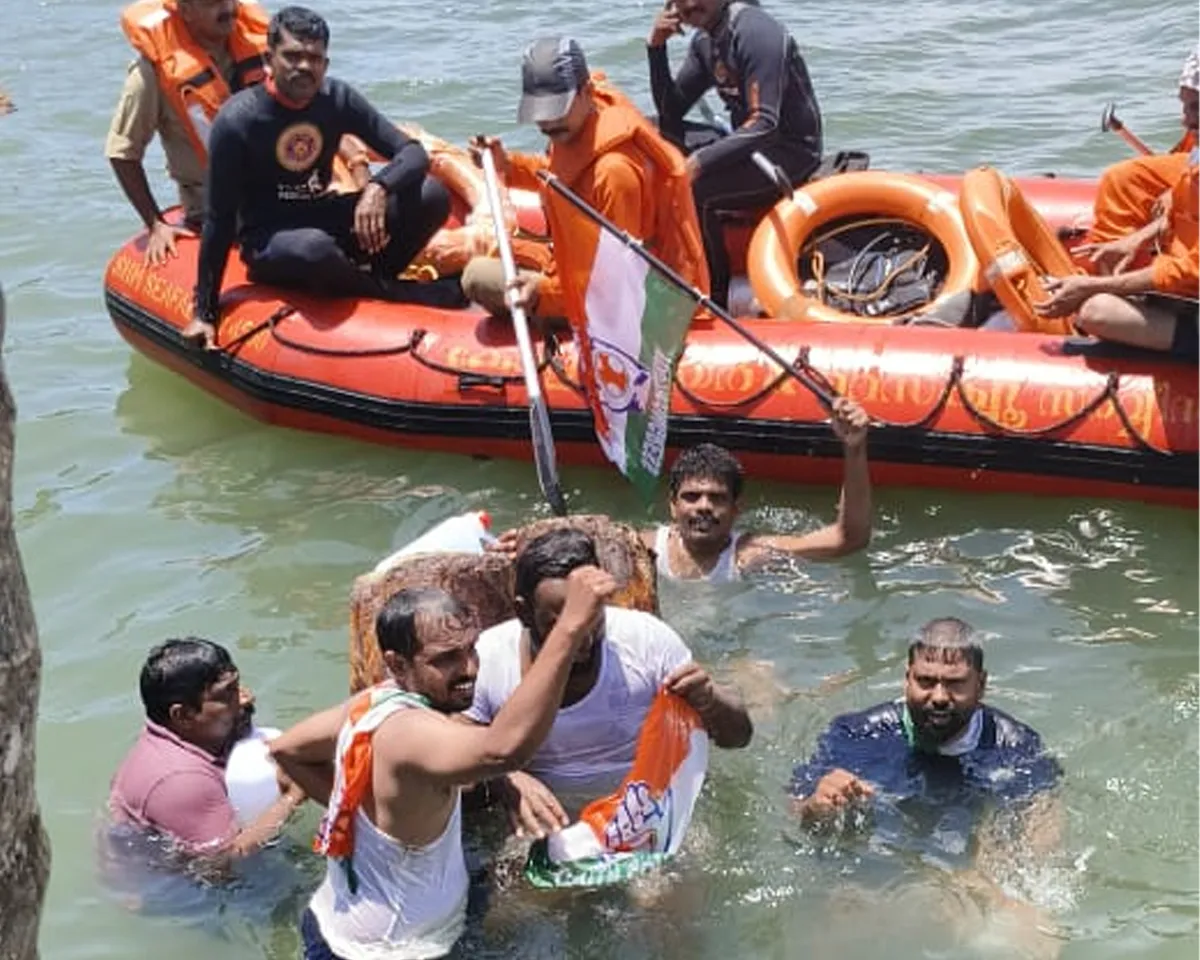 youth congress protest kodungalloor-4