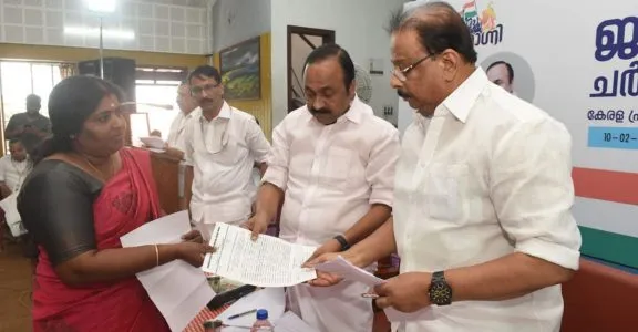 Petitioners at Congress' 'Sadas' unmask LDF government's 'welfare' image