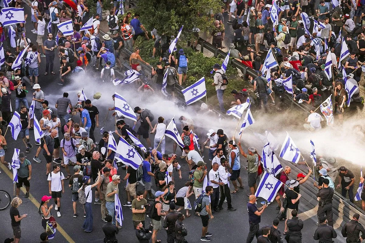 Thousands take to street in Israel against Netanyahu's judicial overhaul |  World News - Business Standard