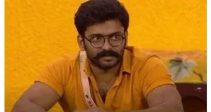 കായംകുളം കൊച്ചുണ്ണിയായി വന്ന് മലയാളിമനസ്സിനെ മോഷ്ടിച്ചെടുത്ത മണിക്കുട്ടനെ ചമയങ്ങളില്ലാതെ ബിഗ്ബോസ് വീട്ടില്‍ കണ്ടവര്‍ ആര്‍ദ്രരായി. മണിക്കുട്ടനെ നെഞ്ചിലേറ്റി ജനലക്ഷങ്ങള്‍ ആര്‍പ്പുവിളിയ്ക്കുന്നു, ''ഇവന്‍ ഞങ്ങളുടെ മണിക്കുട്ടന്‍, ഇവന്‍ ഞങ്ങളുടെ മണിമുത്ത്..!''