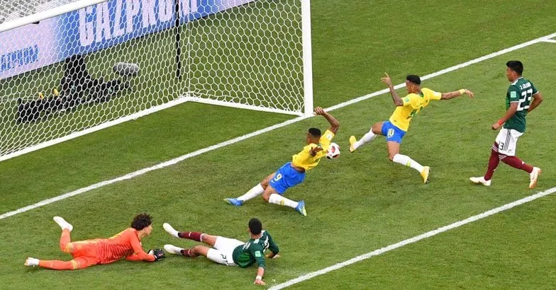 FBL-WC-2018-MATCH53-BRA-MEX