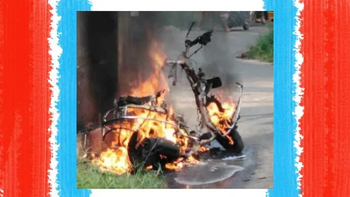The scooter was running in Kayamkulam was burned