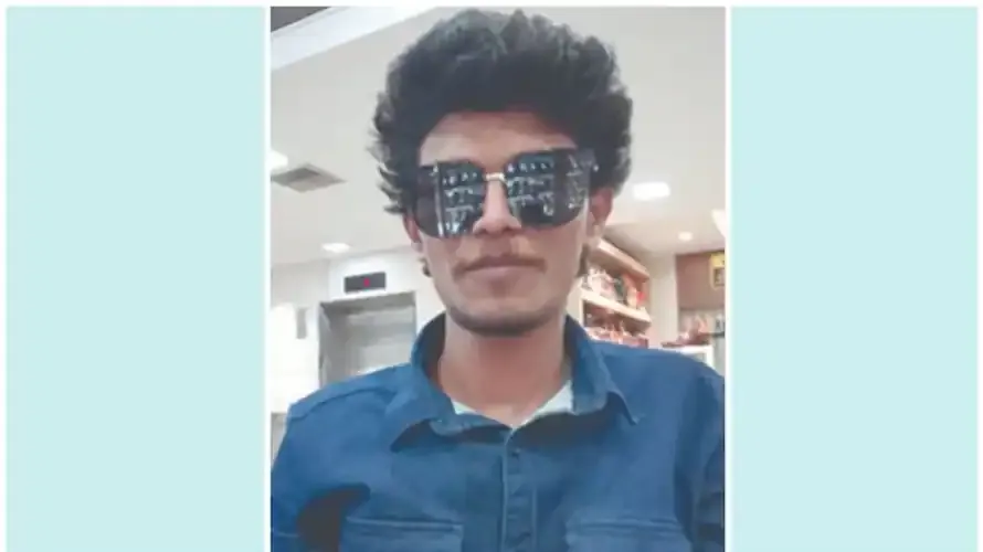 publive-image