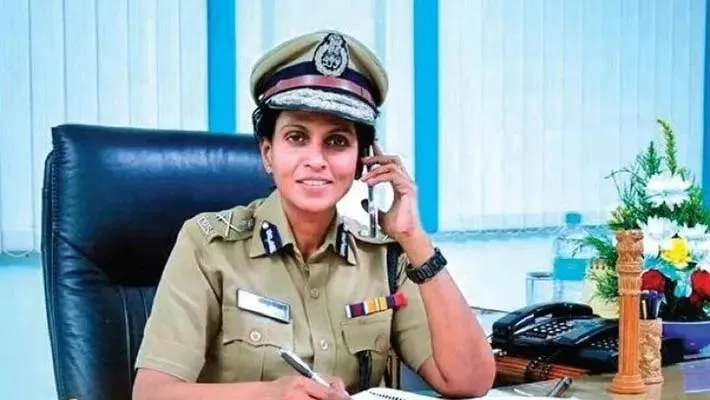 കേരളത്തിലെ ആദ്യ വനിതാ ഐപിഎസ് ഉദ്യോഗസ്ഥയായ ഡിജിപി ആർ.ശ്രീലേഖ ഇന്ന് സർവ്വീസിൽ നിന്നും വിരമിക്കും