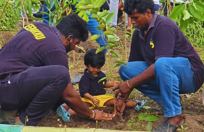 aadavi