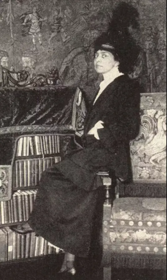 Greene poses for a Time magazine portrait in 1915. The Morgan Library & Museum