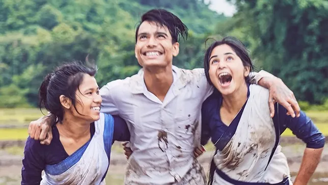 bulbul_can_sing_still_2