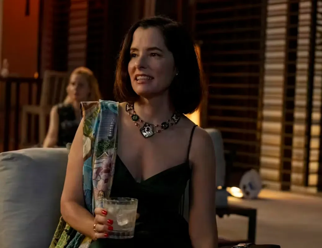 Victoria (Parker Posey) can’t seem to get through her holiday without Lorazepam. Warner Bros