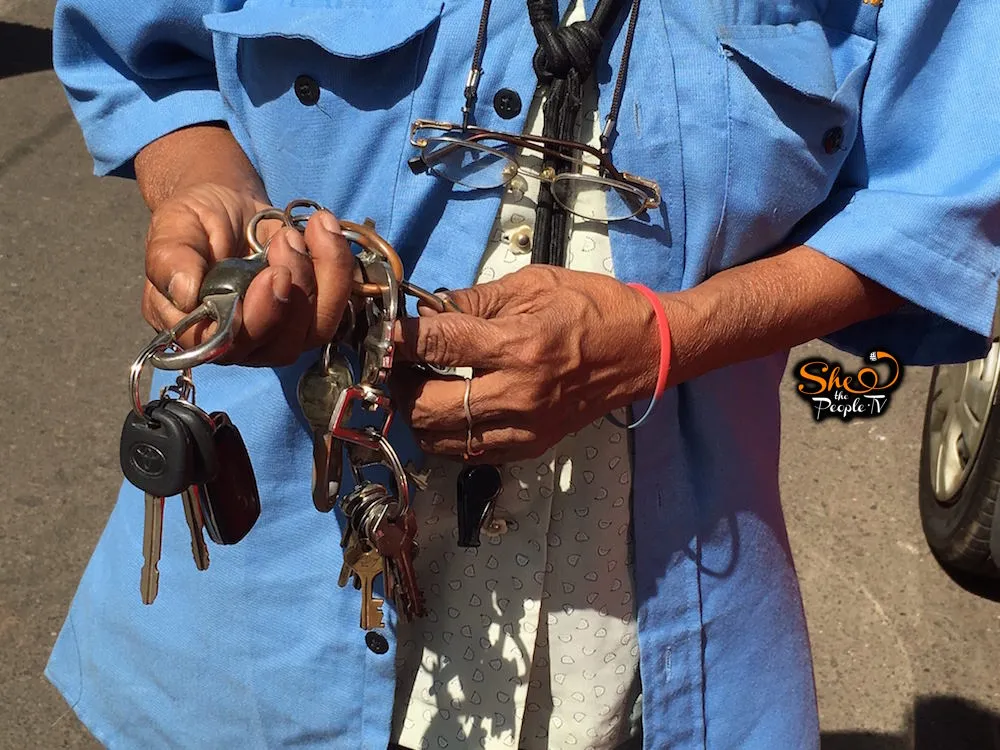 Good Stories Of India: Norma Is Bombay's Only Female Parking Attendant