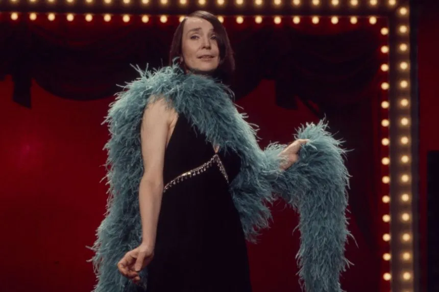 1972: Helen Gallagher performing on the 26th Annual Tony Awards, The Broadway Theatre, New York City
