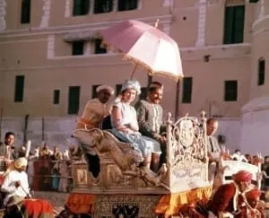 When the Queen visited india the first time