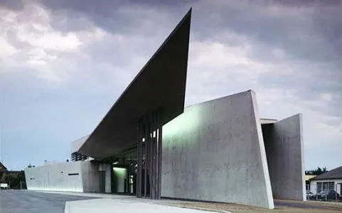 The Vitra Fire Station in Weil Am Rhein, Germany  (Pic By Studydroid.com)