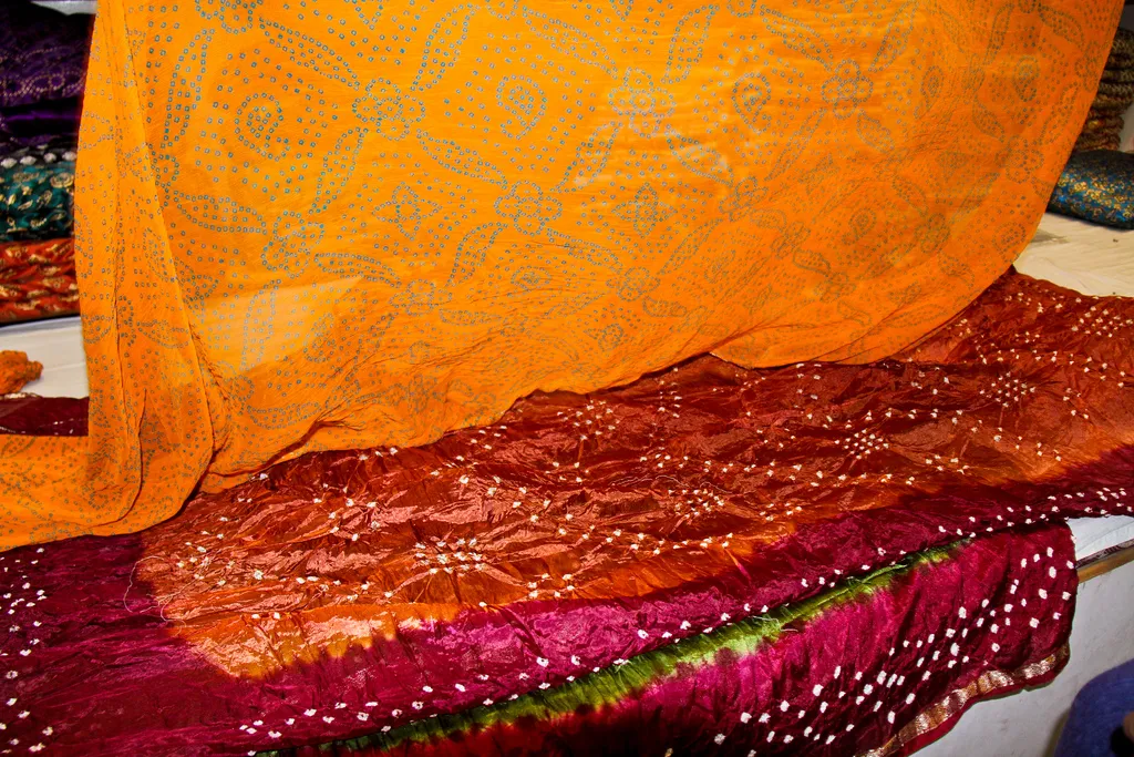 Bandhini Sarees Picture By: Ixigo