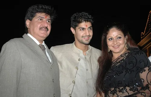 Rati Agnihotri with her husband and son Picture By: Celebrity Kick