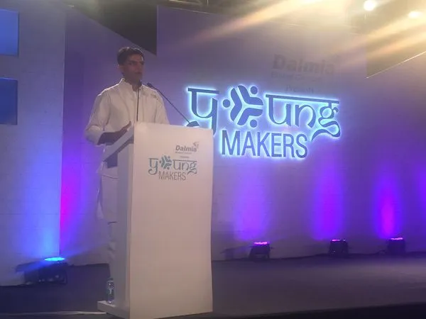 Mr. Sachin Pilot addresses the youth at the Young Makers Conclave in New Delhi.