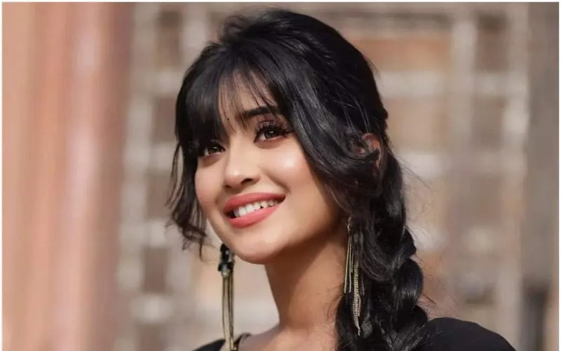 Who is Shivangi Joshi