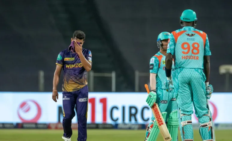 IPL : 5 times batters hit 5 sixes in one over