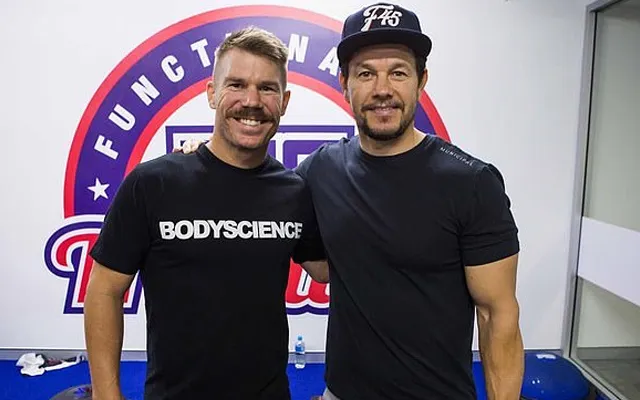 David Warner, Mark Wahlberg