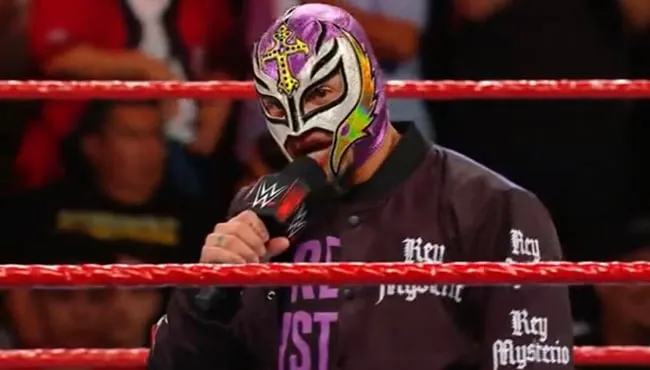 Identities of Rey Mysterio Medics From Last Night's RAW | 411MANIA