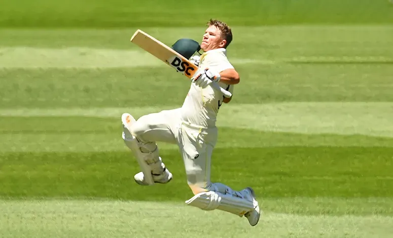 David Warner (Image Source: Twitter) Heaviest Bat