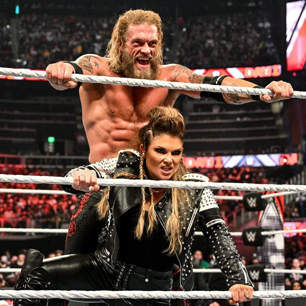 Real Life Couples Of WWE You Didn't Know