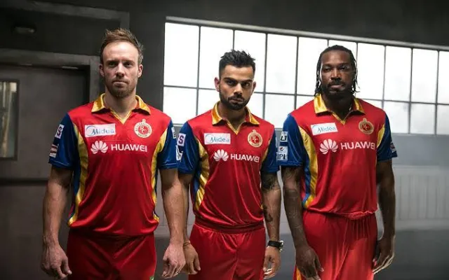 Chris Gayle (Right), Virat Kohli (Center), AB de Villiers (Left)