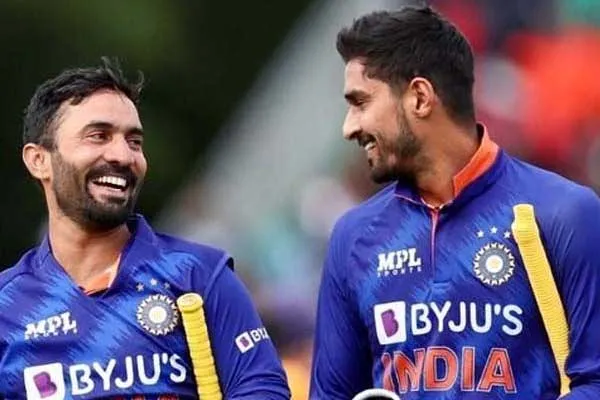 Dinesh Karthik-Deepak Hooda