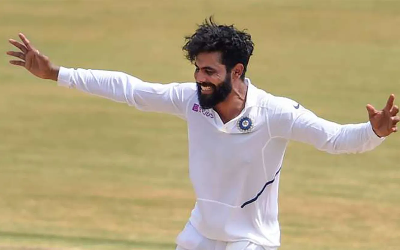 Ravindra Jadeja rattles Aussie middle order