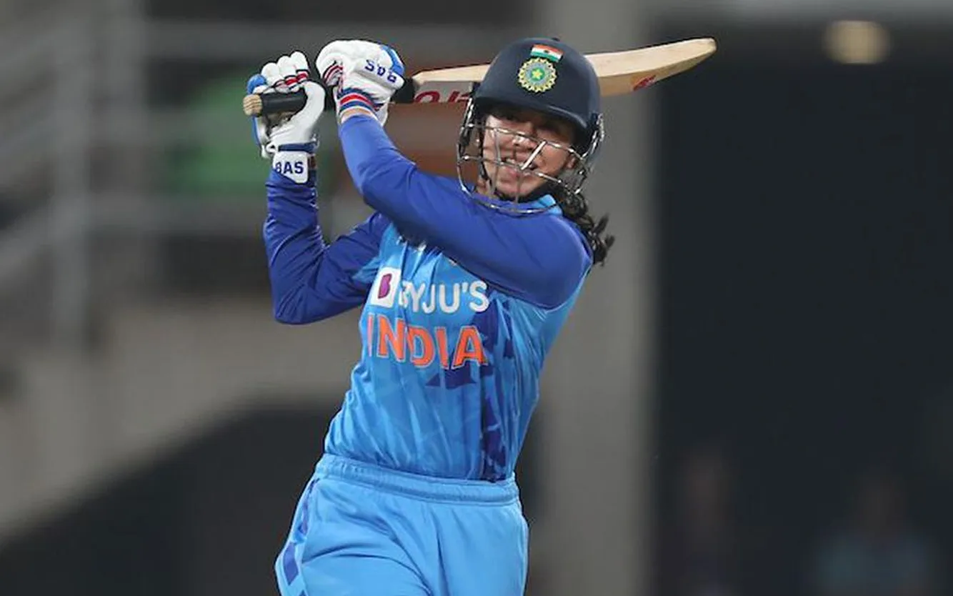 Bangalore robs in Smriti Mandhana