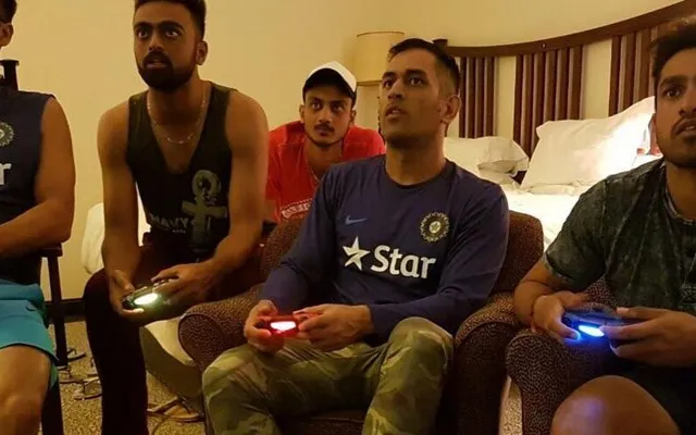 MS Dhoni