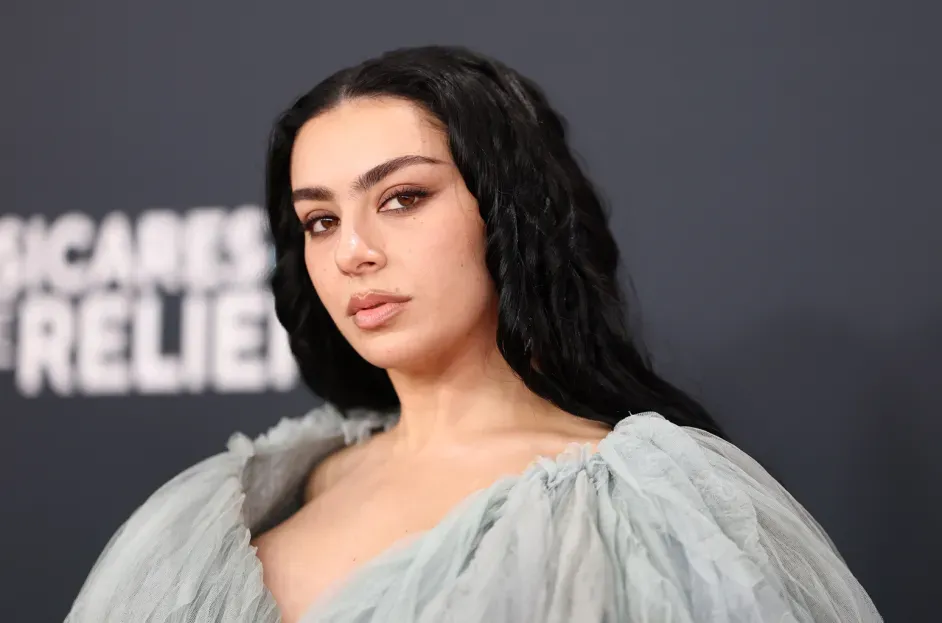 charli