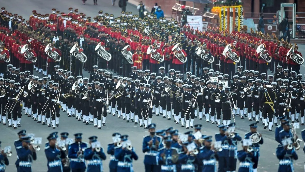 Beating Retreat: 300 साल से भी ज्यादा पुरानी है बीटिंग रिट्रीट की परंपरा,  जानें इसका पूरा इतिहास - beating retreat ceremony india history in hindi  abide with me republic day ntc - AajTak