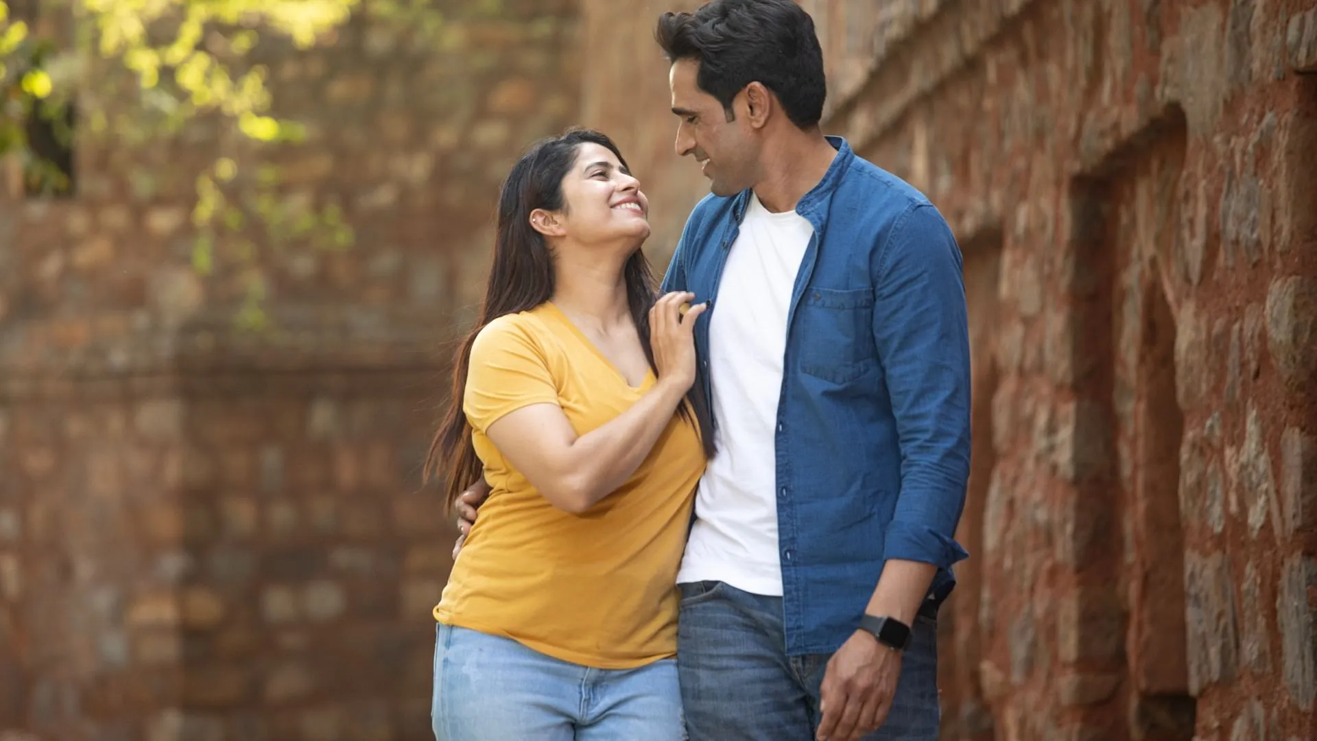 Relationship Tips How To Spend Quality Time With Your Partner If He Is Busy  - Amar Ujala Hindi News Live - Relationship Tips:पार्टनर नहीं देता वक्त,  व्यस्त जीवनशैली में ऐसे बिताएं एक दूसरे के साथ समय