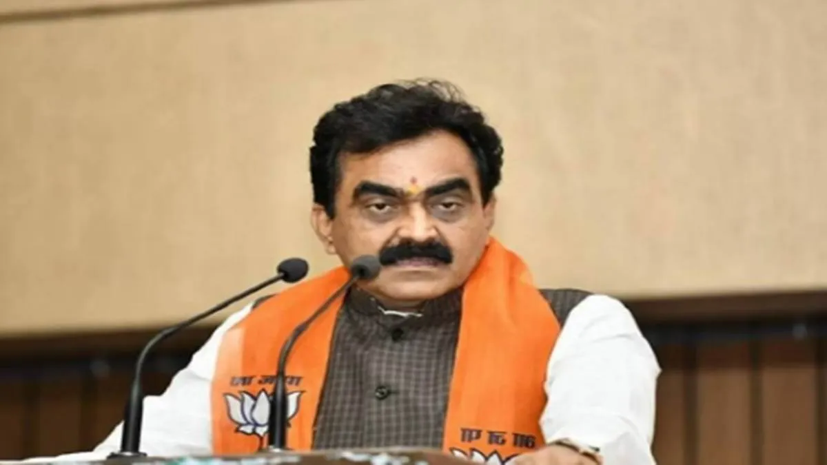 Minister Rakesh Singh : मंत्री राकेश सिंह चार बार सांसद व लोकसभा में मुख्य  सचेतक रहे - Minister Rakesh Singh was a four time MP and Chief Whip in the  Lok Sabha