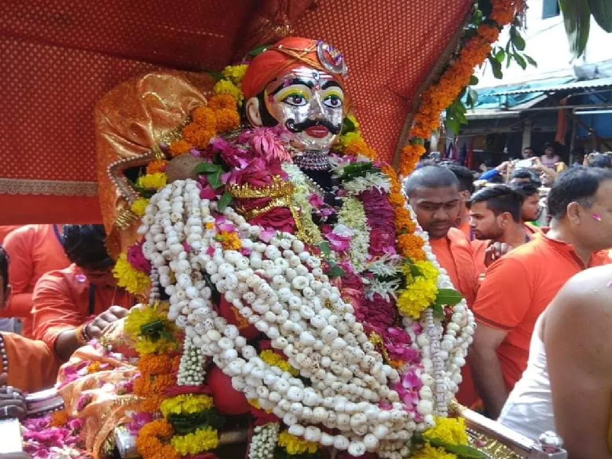 Ujjain News After 19 Years This Sawan Mahakal 10 Shahi Sawari Come Out Due  To Extra Month know Date | Mahakal Ki Sawari: इस बार महाकाल की 6 नहीं 10  सवारियां निकलेंगी,