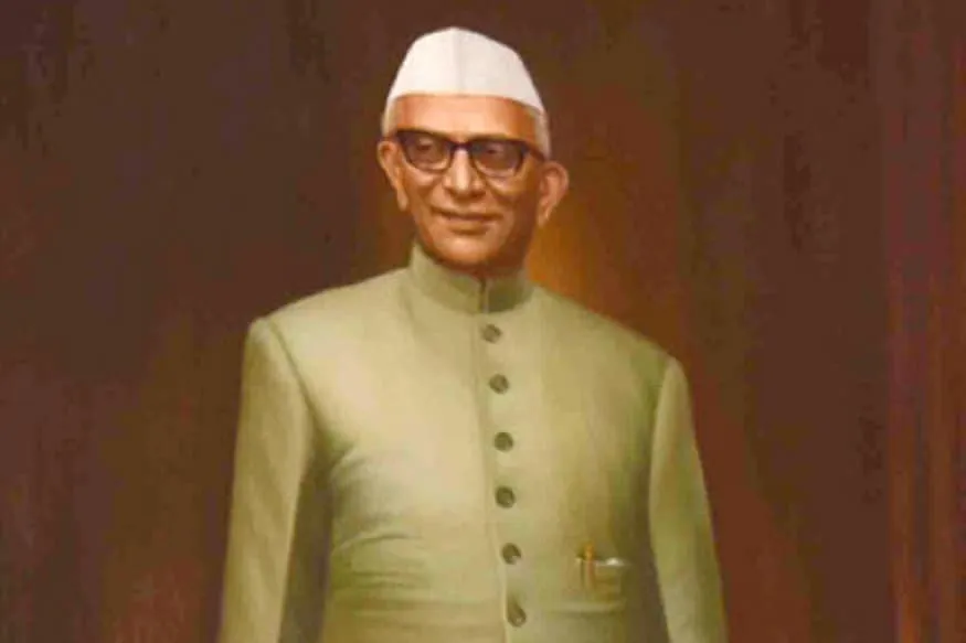 तब पाकिस्तान पर भड़के थे पूर्व पीएम मोरारजी देसाई, कहा था-बर्बाद कर देंगे -  News18 हिंदी