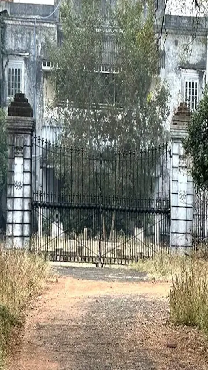 भोपाल के नवाब है Saif,फ्लैग हाउस ही नहीं हजारों CR की संपत्ति के मालिक -  saif ali khan pataudi family property flag house bhopal nawab legacy -  Asianet News Hindi