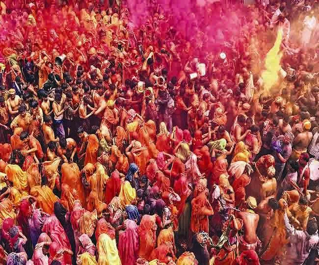 भक्ति के रंगों से रंगी ब्रज की होली -