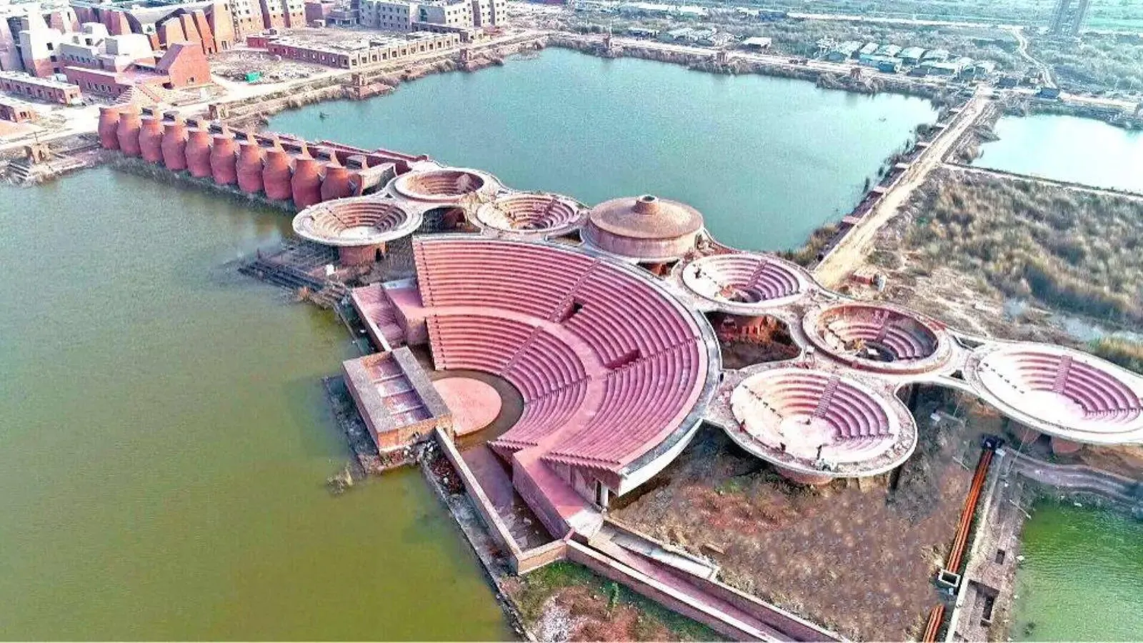 New Nalanda University Images,दुनिया के सबसे खूबसूरत विश्वविद्यालयों में  शुमार हो सकती है नालंदा यूनिवर्सिटी! 10 तस्वीरों में देखें भव्य कैंपस के  नजारे ...