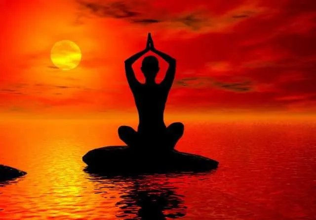 Sun God : इन 12 नामों का जाप करके सूर्य देव को चढ़ाए जल, आपकी हर इच्छा होगी  पूरी