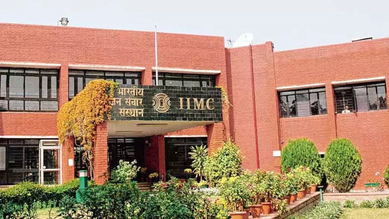 IIMC New Delhi: IIMC New Delhi releases 2024 admission notice at iimc.nic.in;  Check number of seats and other details - Times of India
