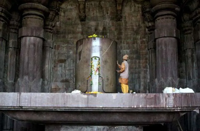 अधूरे मंदिर में पूरी हो जाती है मनोकामना, दुनिया में सबसे बड़ा है शिवलिंग |  maha shivratri 2020 world largest shivling temple | Patrika News