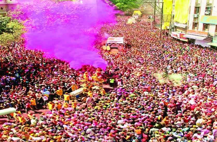 Rangpanchmi In Indore : इंदौर में रंगपंचमी पर निकलने वाली गेर और फागयात्रा  का बदला रूट | Rangpanchmi In Indore- Route Of Gair And Phagyatra Change |  Patrika News