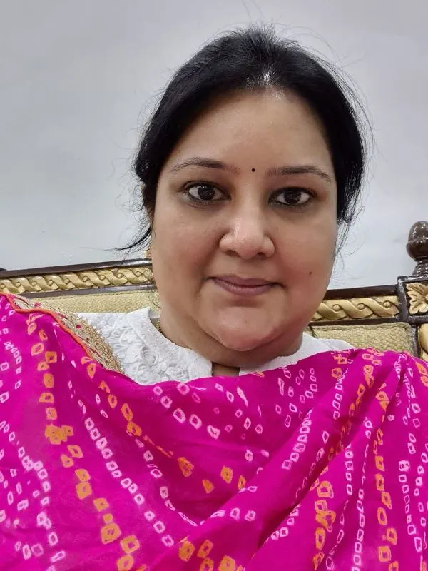 दीप्ति बघेल (भूपेश बघेल की बेटी) उम्र, जाति, परिवार, जीवनी »  स्टार्सअनफोल्डेड