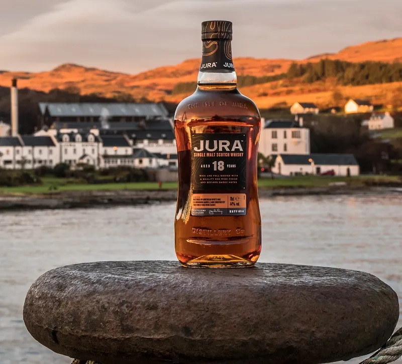 Jura-island-lifestyle-18YO-on-pier