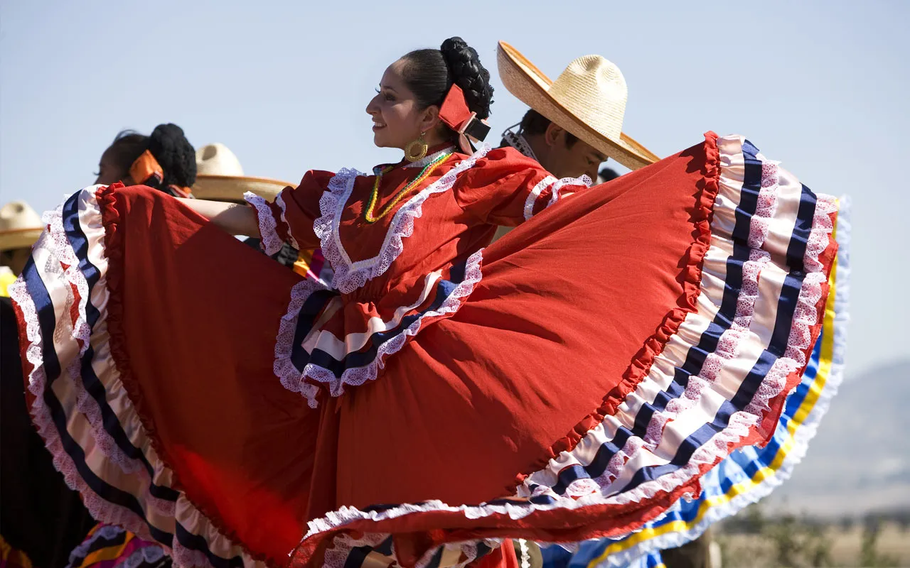 Fiestas Patrias, Hidal