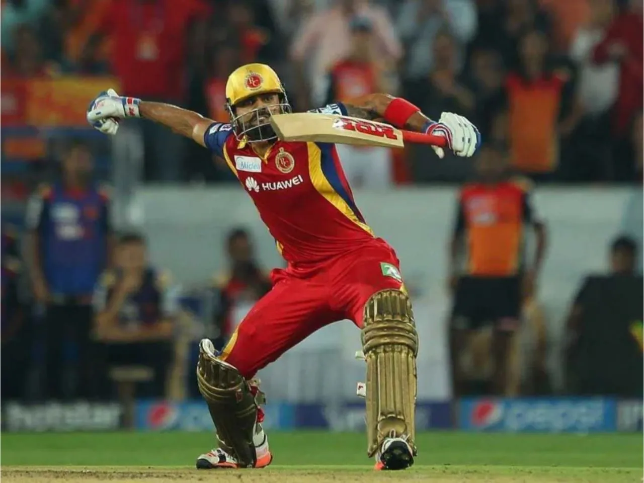 Virat Kohli has 762 runs against SRH in IPL