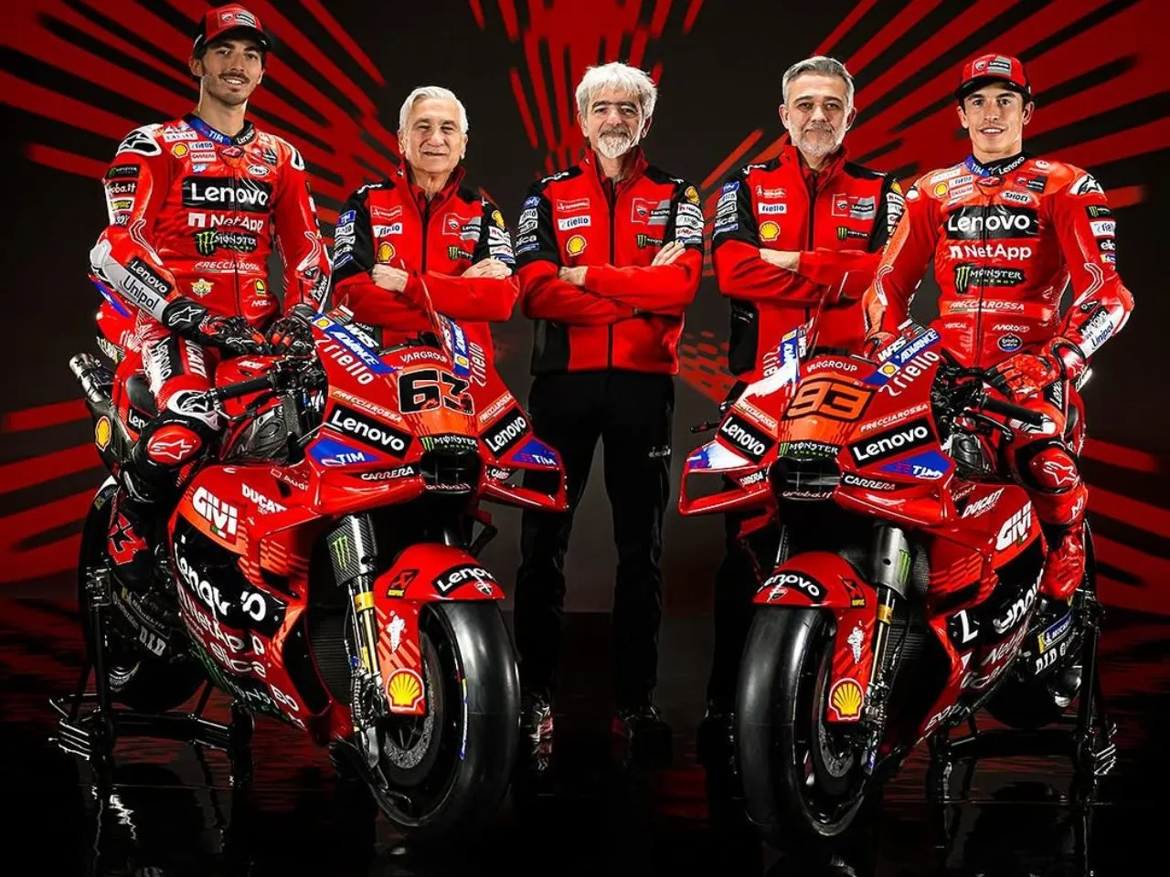 Ducati team Battle.jpg